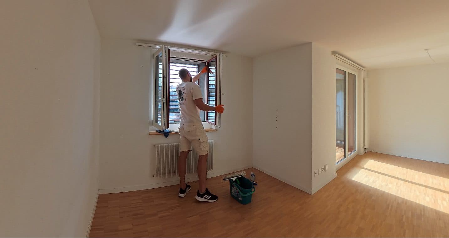 Fensterreinigung bis 3,5 m – klare Sicht